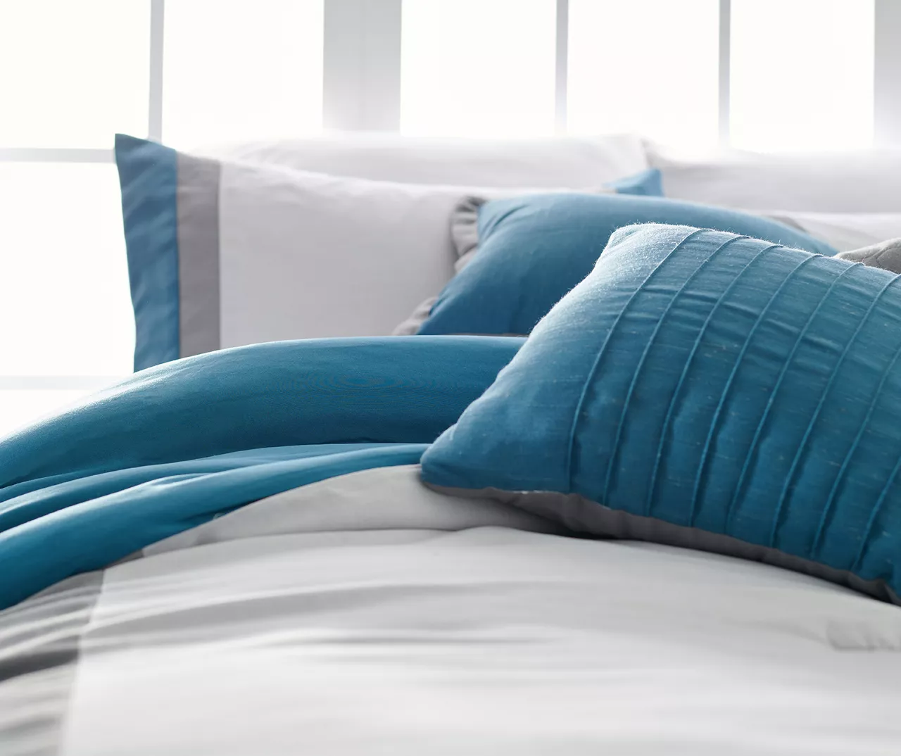 Vittorio Teal & Gray Comforter Set 2 Vittorio Teal & Gray Comforter Set - Image 2