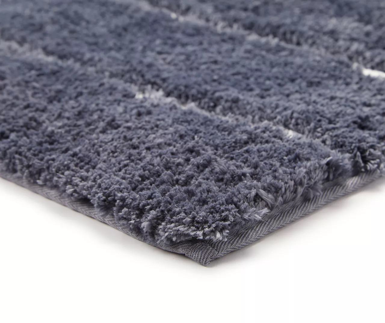 Broyhill Villa Stripe Bath Rug 5 Broyhill Villa Stripe Bath Rug - Image 5