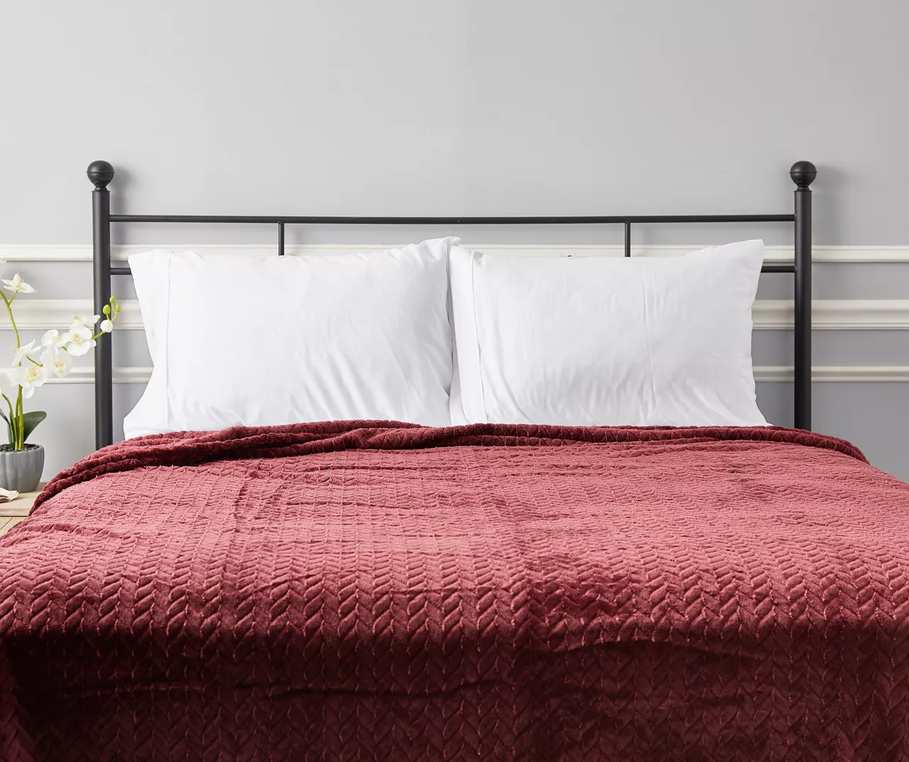 Tawny Port Jacquard Supreme Velvet Queen Blanket 5 Tawny Port Jacquard Supreme Velvet Queen Blanket - Image 5