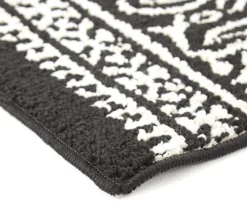 Broyhill Black & White Ornate Fascination Accent Rug -Broyhill 810557659 1