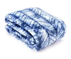Broyhill 22 Blue & White Herringbone Queen/King Plush Velvet Blanket