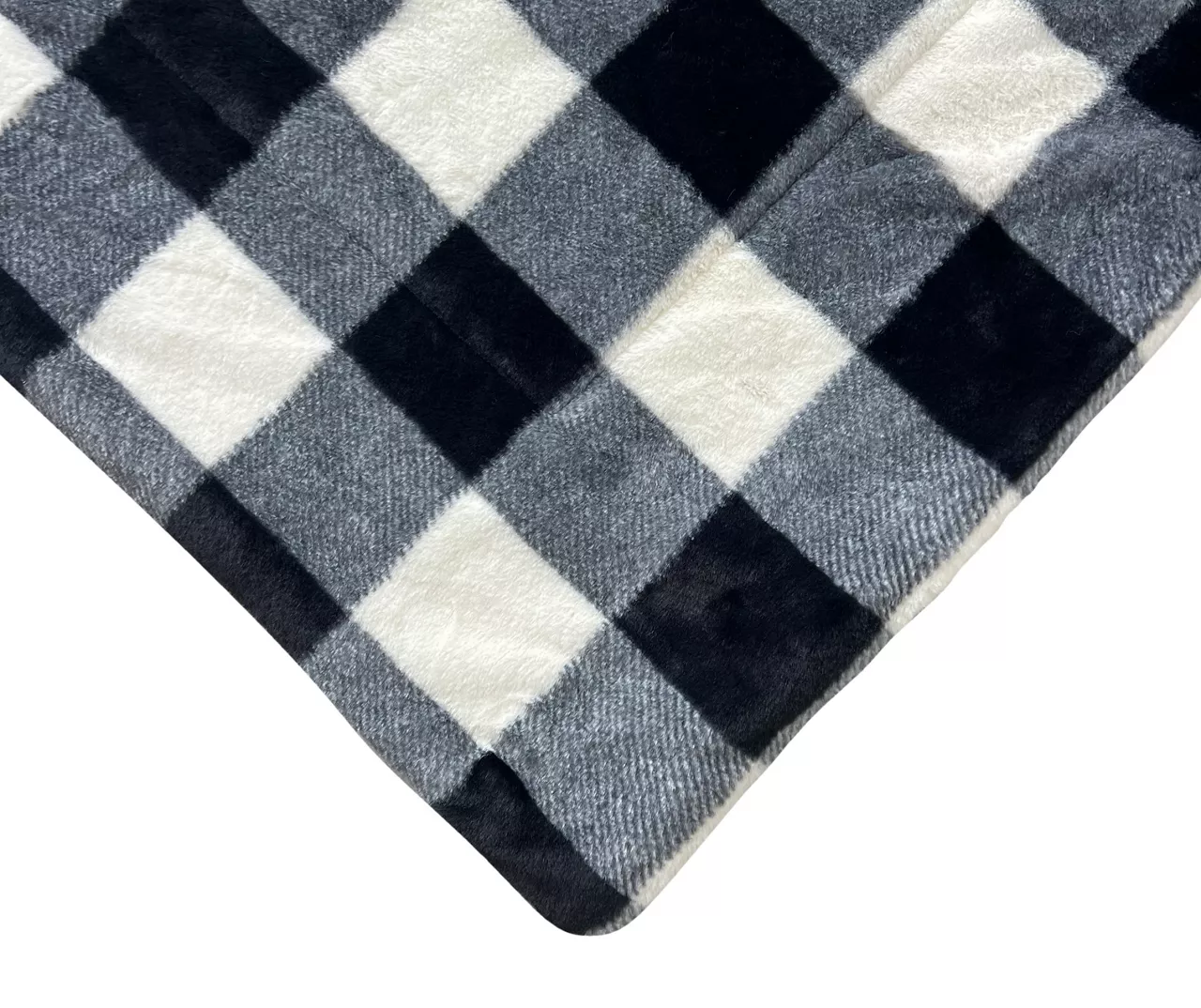 Black & White Buffalo Check Faux Fur King Comforter 4 Black & White Buffalo Check Faux Fur King Comforter - Image 4